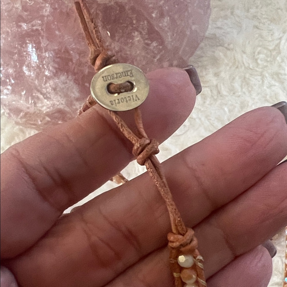 Elegant Tan and White Beaded Wrap Bracelet - Picture 5 of 5